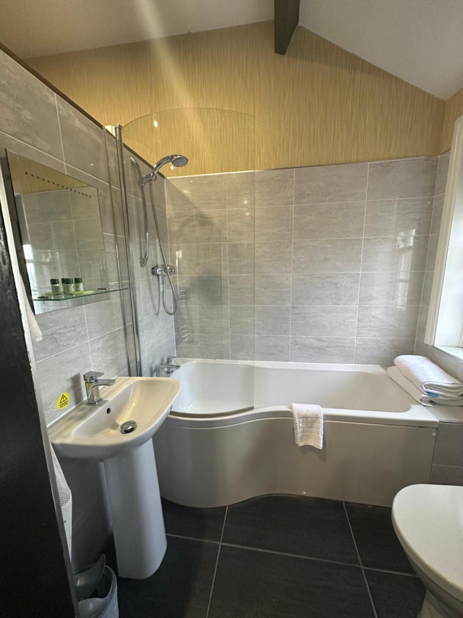 Kings Croft Hotel Pontefract Dış mekan fotoğraf